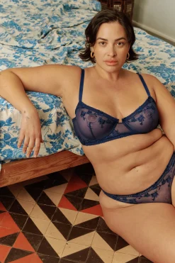 Corbeille bustier Coeur solitaire^Ysé Hot