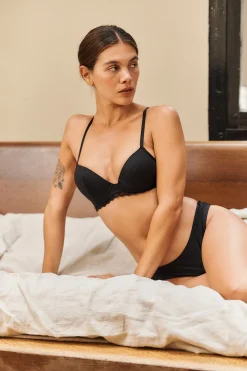 Shorty Histoire de femmes^Ysé Hot